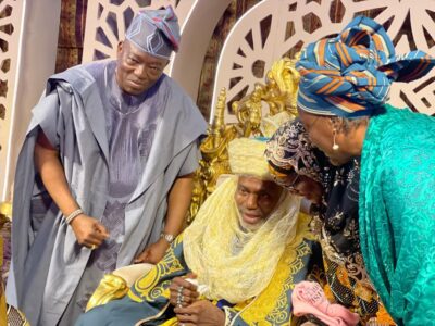 Aare Olumuyiwa Akinboro, SAN, Graces the Historic Turbaning of Prof. Yusuf Olaolu Ali, SAN, as the 1st Kuliyah Ngeri of Ilorin